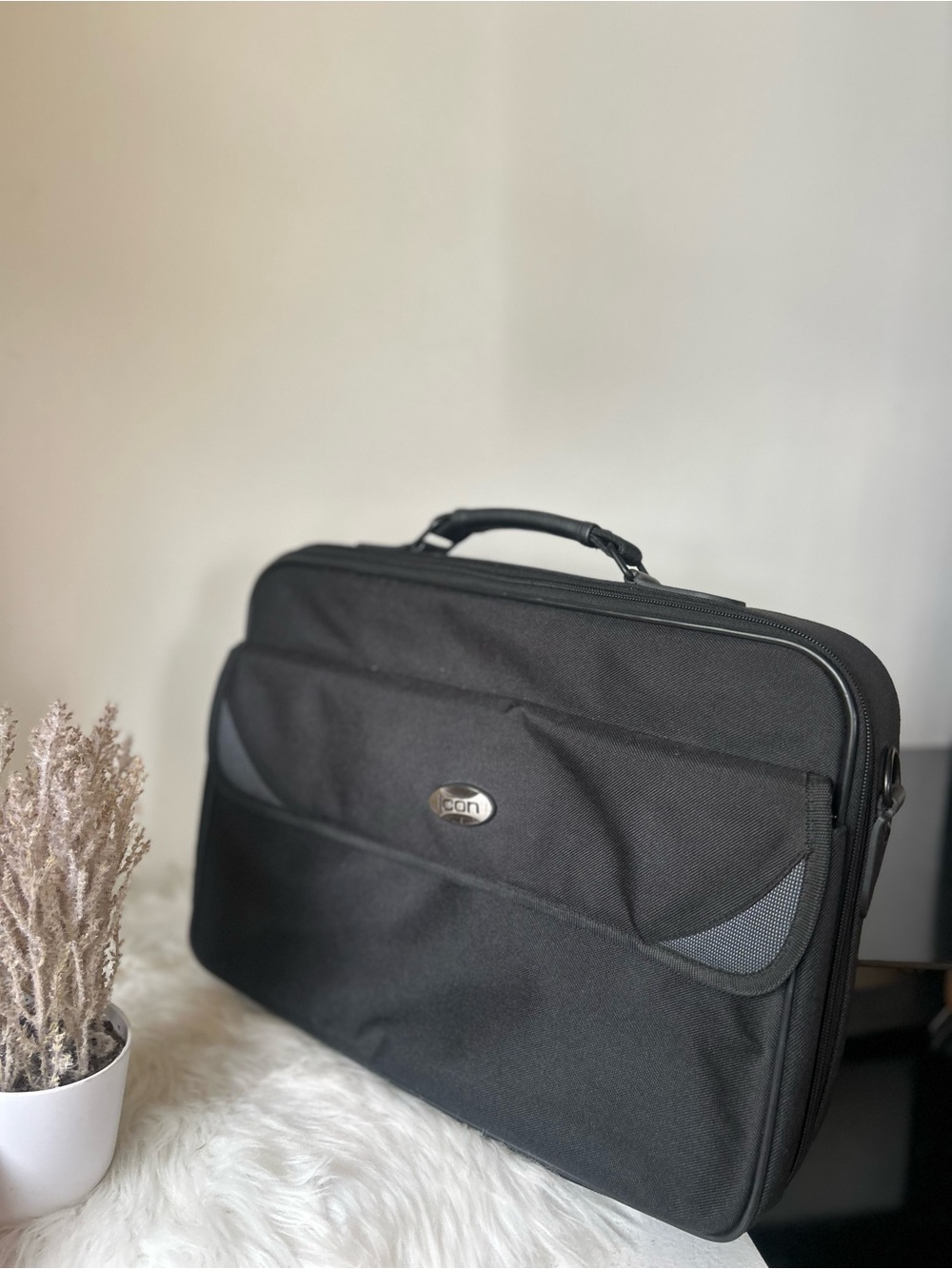 Icon Black Men's Laptop Briefcase